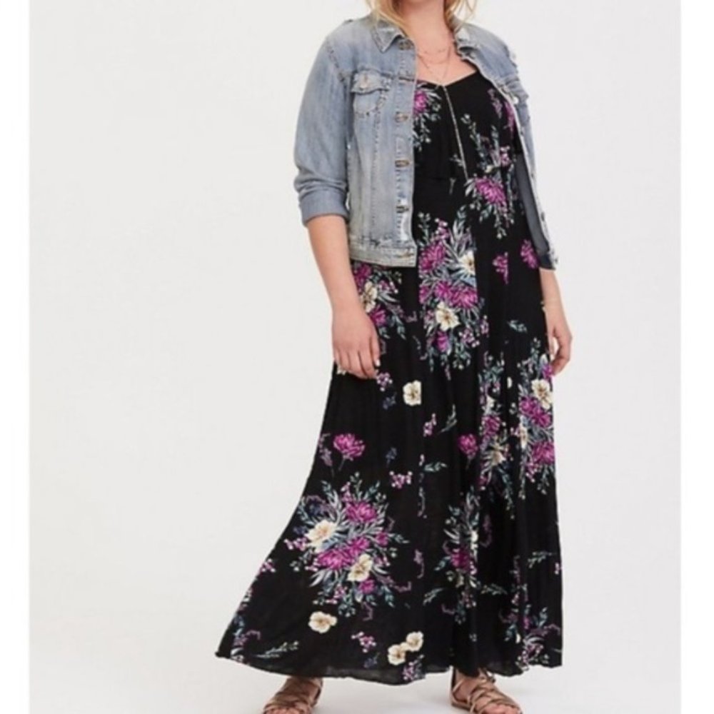 TORRID Black Floral Hacci Maxi Dress Size 1X NEW IN PACKAGING